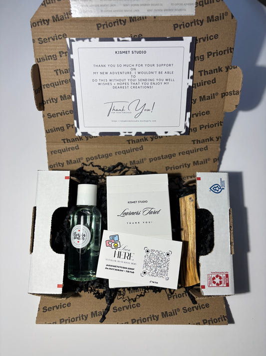 TAROT CLASS + KIT